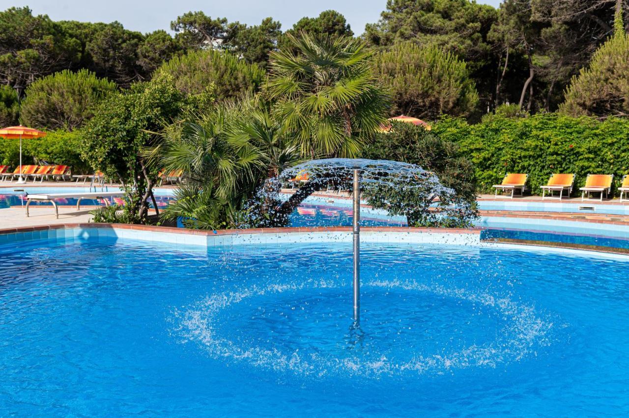 Hotel Adria Milano Marittima Exterior photo
