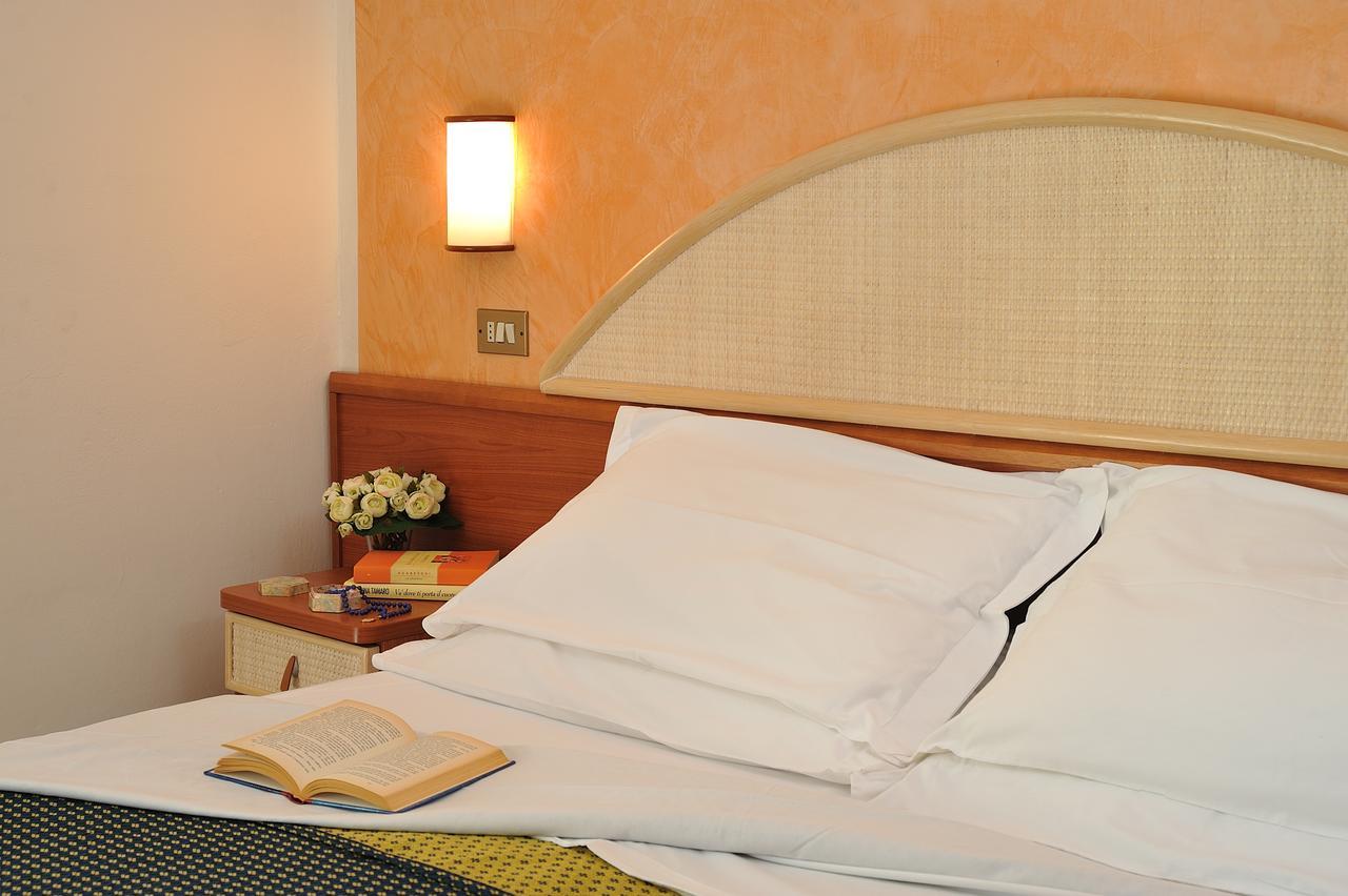 Hotel Adria Milano Marittima Exterior photo